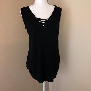 Nagoo black sleeveless v neck shirt, large